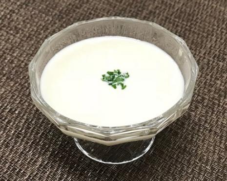 ホワイトショコラスイートコーンの冷製スープ